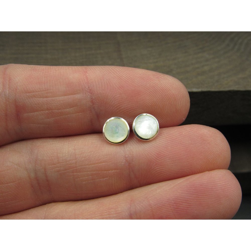 Sterling Silver Small Circle White Shell Stud Earrings
